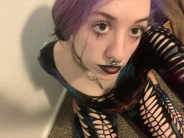 OnlyFans cuenta auditory_hallucinations avatar 1