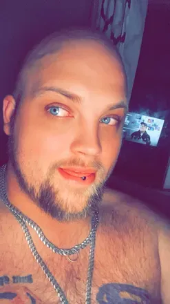 OnlyFans account  zj_sneakylinks avatar 1