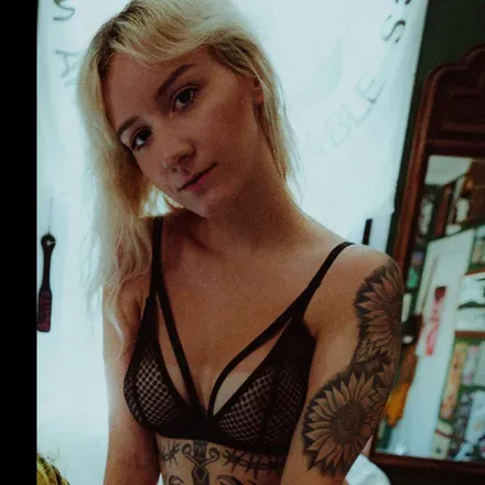 OnlyFans cuenta kornbreadqueen avatar 1