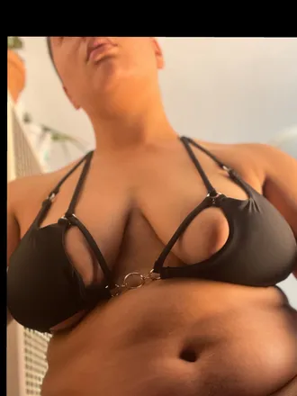 OnlyFans cuenta wildchrys header 2
