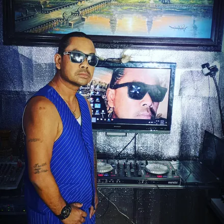 OnlyFans cuenta djlongbeachboyz header 2