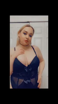 OnlyFans cuenta rosefeatherr avatar 1