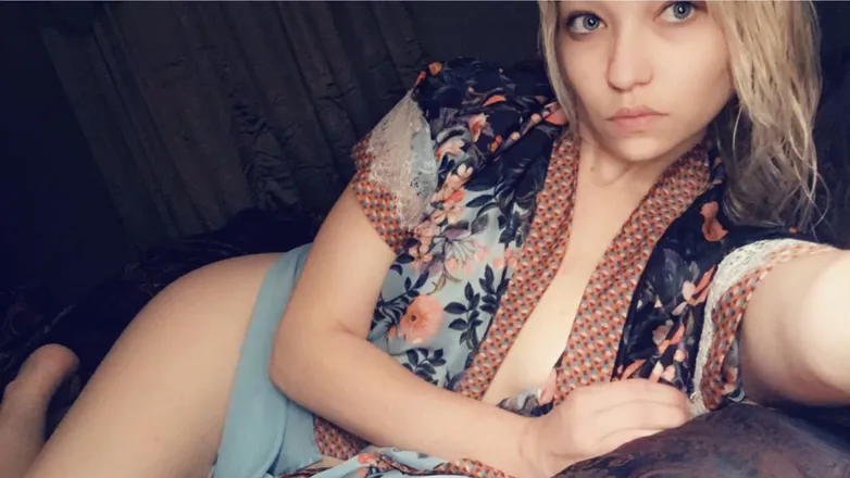 OnlyFans cuenta emmyylouuu header 2
