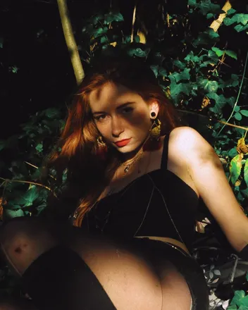 OnlyFans cuenta robinwithredhair header 2