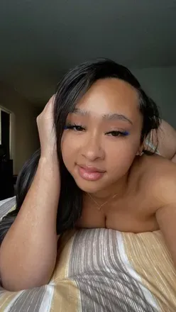OnlyFans cuenta kinleymae avatar 1