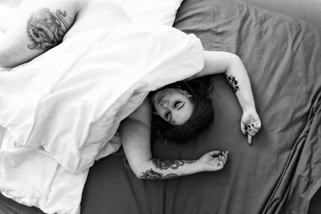OnlyFans cuenta elfnola header 2