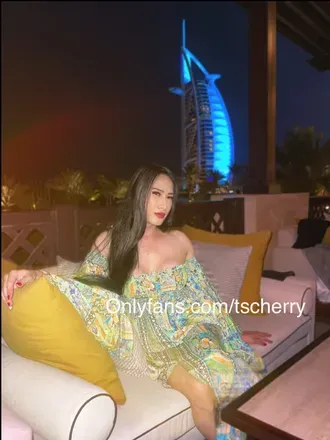 OnlyFans cuenta tscherry header 2