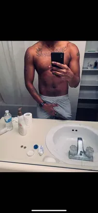 OnlyFans cuenta swimgod header 2