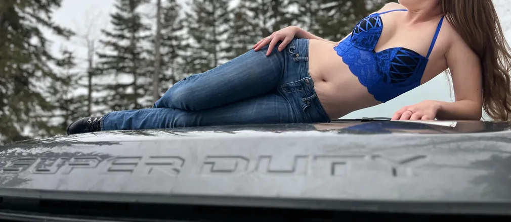 OnlyFans cuenta thebrunettenextdoor69 header 2