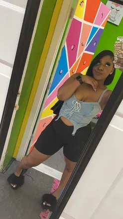 OnlyFans cuenta carmeltingz8 header 2