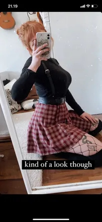 OnlyFans cuenta peachy-kitsune header 2