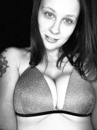 OnlyFans cuenta bustyshanrose avatar 1