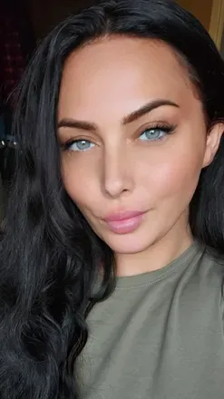 OnlyFans account  yourplayfee avatar 1
