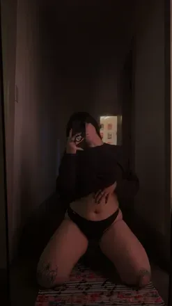 OnlyFans cuenta prettybr4tzl0v3rrr avatar 1