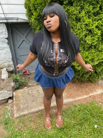 OnlyFans account  moonsworld00 avatar 1