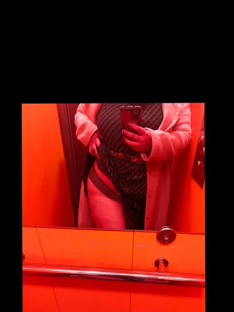 OnlyFans cuenta itsapexanne header 2