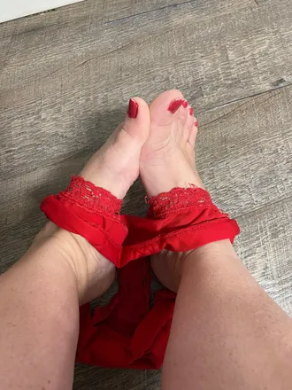 OnlyFans cuenta dirtylittletoes header 2