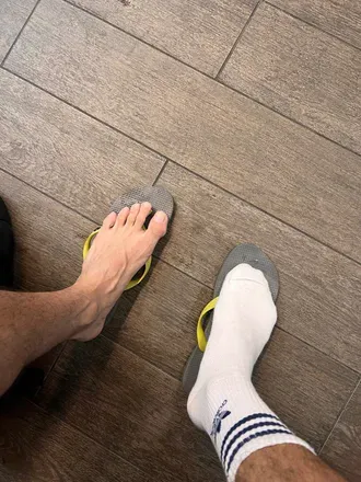 OnlyFans account  feetsformens avatar 1
