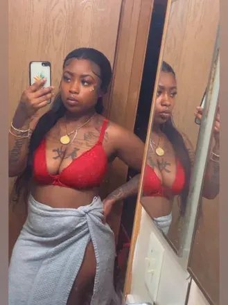OnlyFans account  mochababiee94 avatar 1
