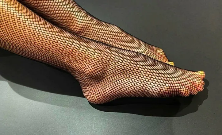 OnlyFans cuenta feet-goddesses header 2