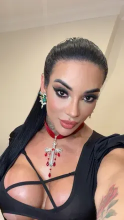 OnlyFans cuenta carolinemartins header 2