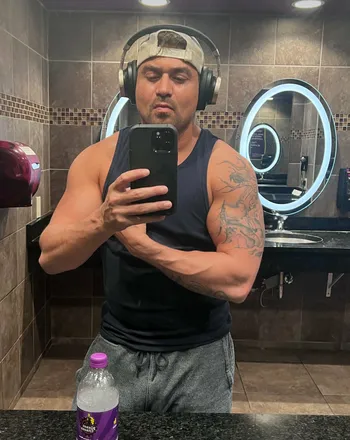 OnlyFans cuenta latinlove420 header 2