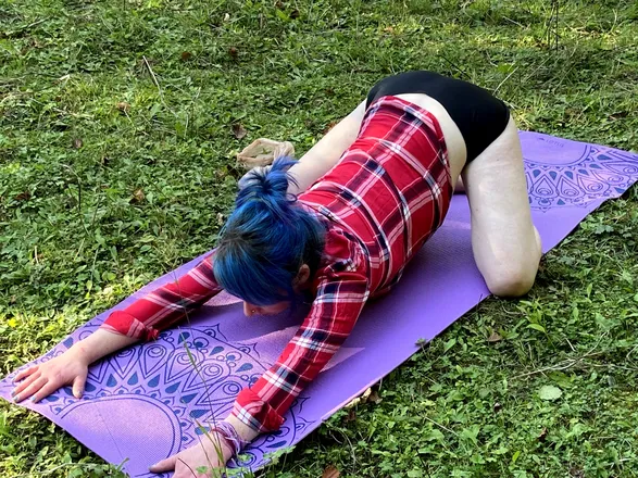 OnlyFans cuenta yogababybethvip header 2