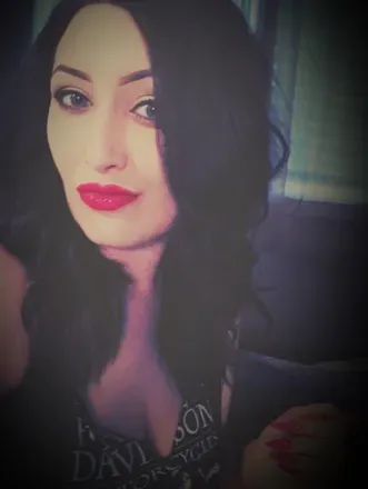 OnlyFans cuenta love_my_feet_babes avatar 1