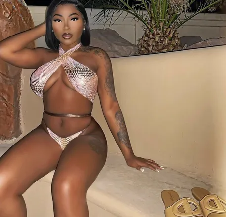 OnlyFans cuenta kyforshort header 2