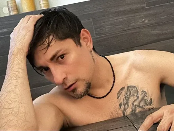 OnlyFans account  soyluissanz avatar 1