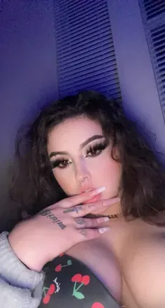 OnlyFans account  aliciiiamariie avatar 1
