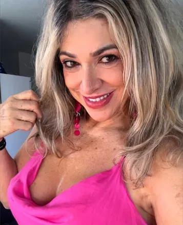 OnlyFans cuenta sharonbloomy avatar 1