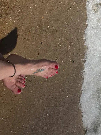 OnlyFans cuenta kinkyfeet40 header 2