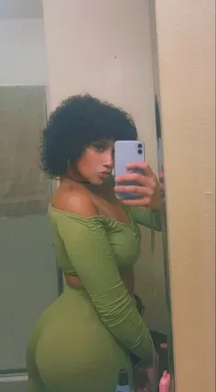 OnlyFans cuenta peachypeachesz avatar 1