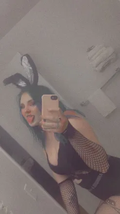 OnlyFans cuenta beautiful_misfortune header 2