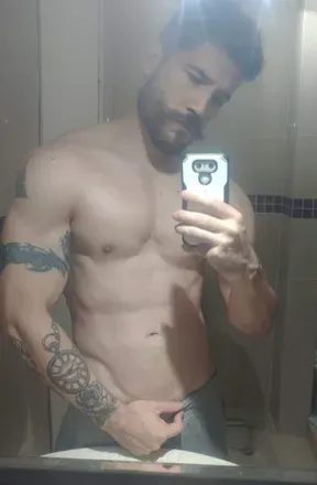 OnlyFans account  lorenerdyboy avatar 1