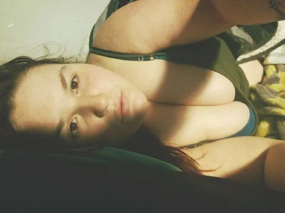 OnlyFans cuenta littleone032996 header 2