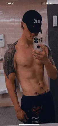 OnlyFans cuenta u42895518 header 2