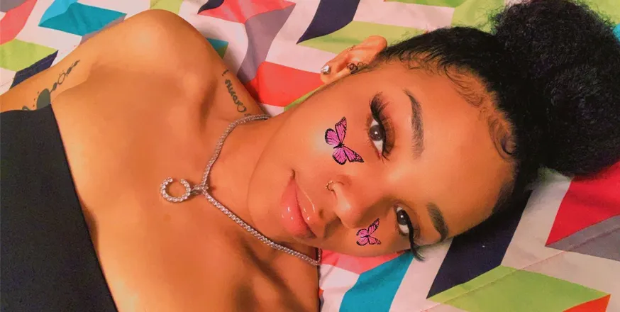 OnlyFans cuenta cardiee header 2