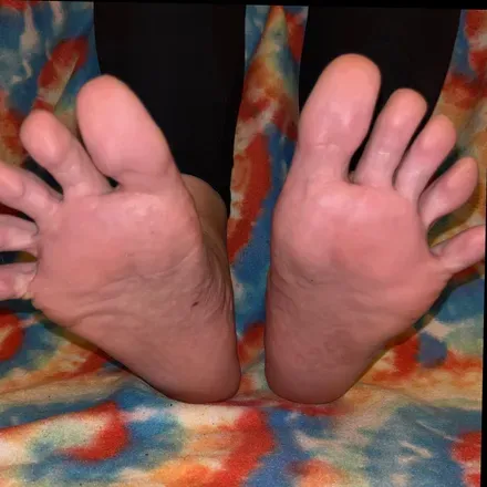 OnlyFans cuenta thoseandthesefeet avatar 1