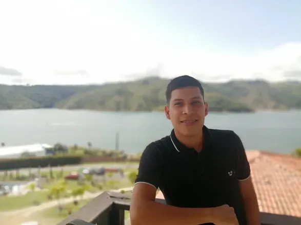 OnlyFans cuenta alexander_bigcock avatar 1