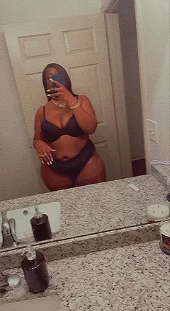 OnlyFans cuenta thickazztee avatar 1