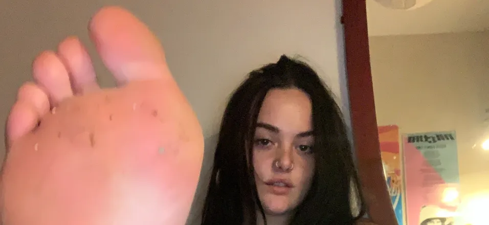 OnlyFans cuenta iwant2crushu header 2
