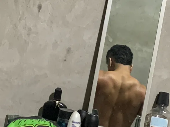 OnlyFans cuenta vic-men header 2