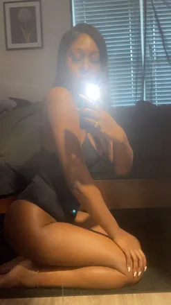 OnlyFans cuenta danielle8815 header 2
