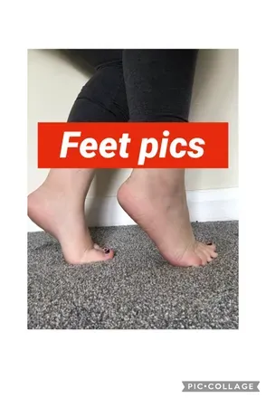 OnlyFans account  sexyfeetpics88 header 2