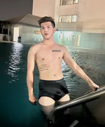 OnlyFans cuenta suphakit avatar 1
