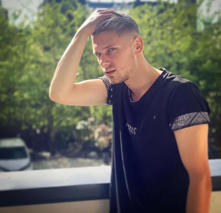 OnlyFans cuenta chabychristian header 2