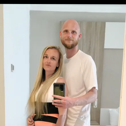 OnlyFans cuenta leighandtomhuk header 2