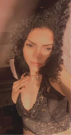 OnlyFans cuenta desire-dahlia header 2